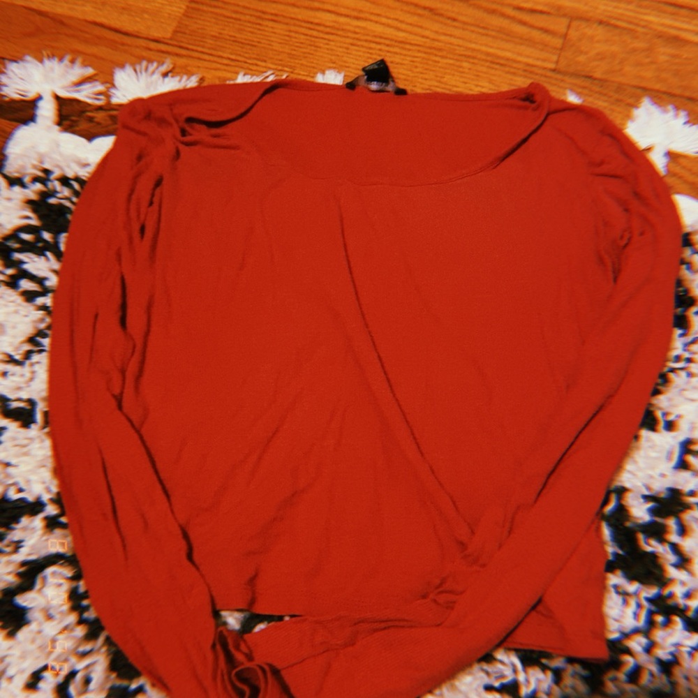 pink long sleeve crop top
